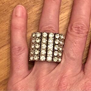 Rhinestone Stretch Column Ring | Size 5
